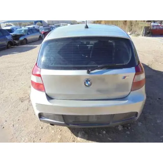 BMW SERIE 1 BERLINA (E81/E87) '2004 120I GRIS