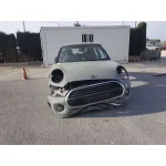 MINI MINI 5-TRG. (F55) '2020 COOPER GRIS