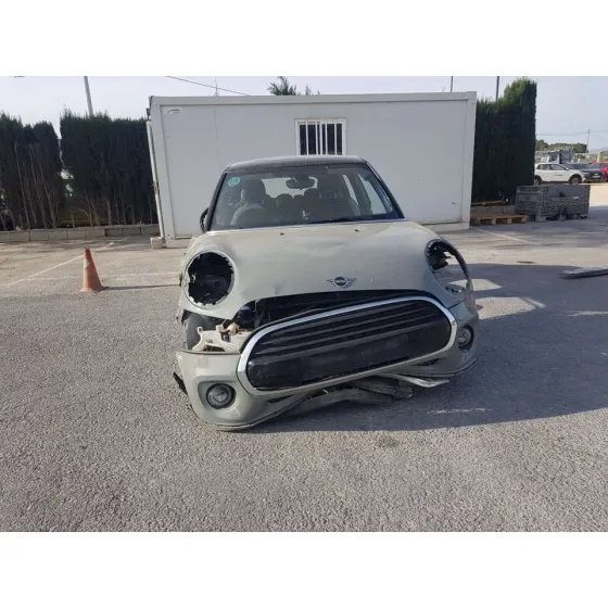 MINI MINI 5-TRG. (F55) '2020 COOPER GRIS