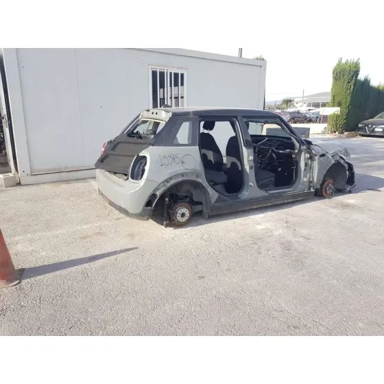 MINI MINI 5-TRG. (F55) '2020 COOPER GRIS