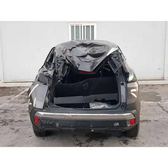 PEUGEOT 3008 '2021 ALLURE GRIS OSCURO