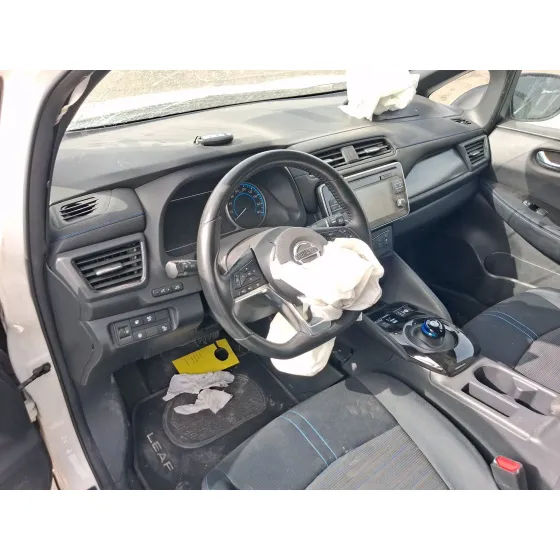 Nissan LEAF (ZE1) 2017