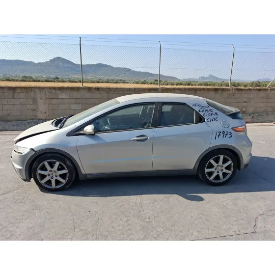 Honda CIVIC VIII HATCHBACK (FN, FK) 2005