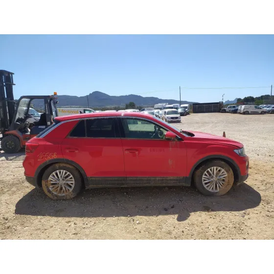 Volkswagen T-ROC (A11, D11) 2018