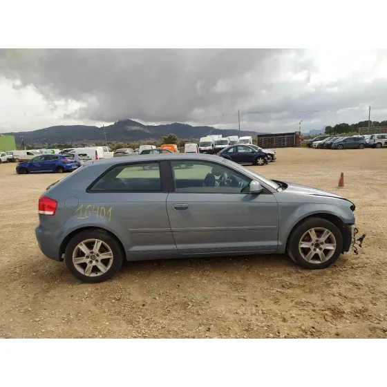 AUDI A3 (8P) '2011 ATTRATION GRIS