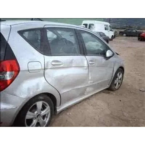 MERCEDES CLASE A (W169) '2005 1.5 CAT GRIS