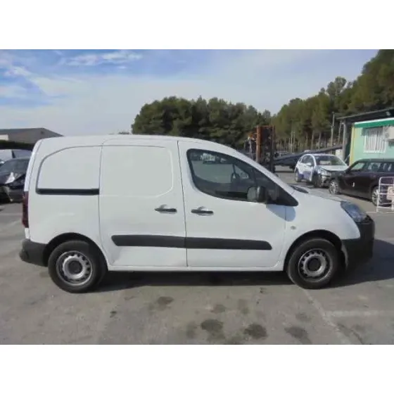 CITROEN BERLINGO STATION WAGON '2016 FEEL BLANCO