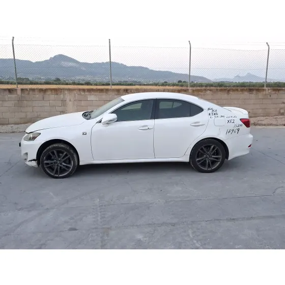 Lexus IS II (_E2_) 2010