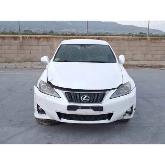 Lexus IS II (_E2_) 2010