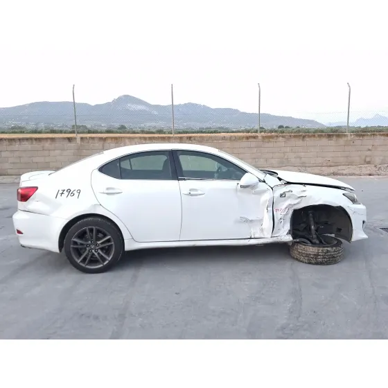 Lexus IS II (_E2_) 2010