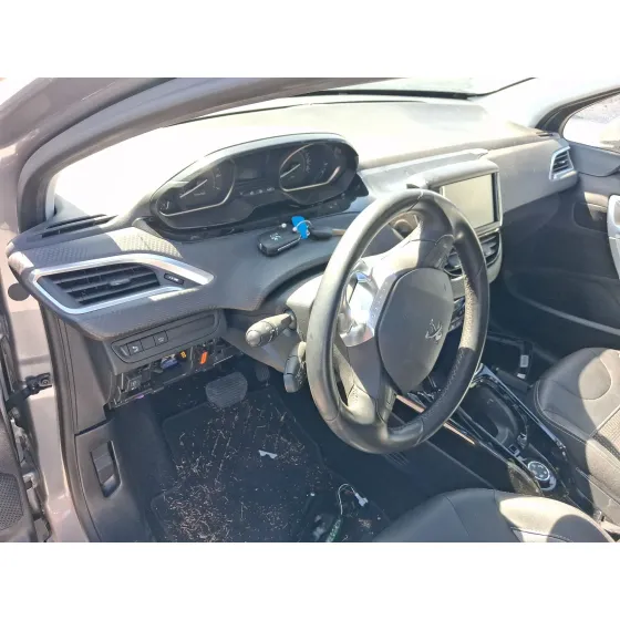Peugeot 2008 I (CU_) 2015