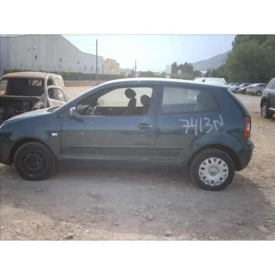 VOLKSWAGEN POLO (9N1) '2001 GT VERDE