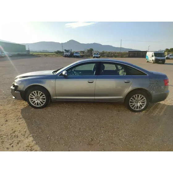 AUDI A6 BERLINA (4F2) '2008 2.0 TDI GRIS
