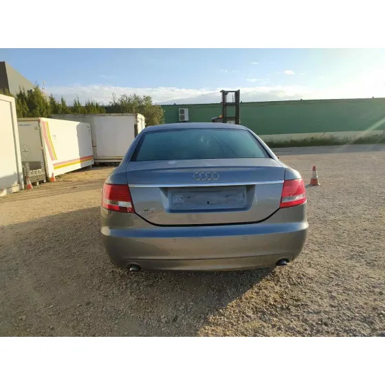 AUDI A6 BERLINA (4F2) '2008 2.0 TDI GRIS