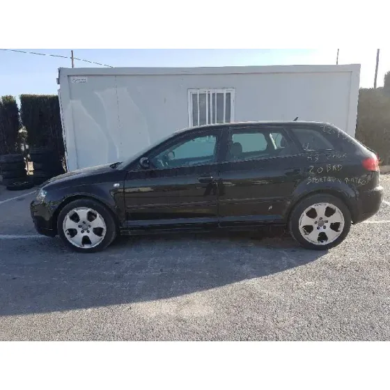 AUDI A3 SPORTBACK (8P) '2006 2.0 TDI LIMITED EDITION QUATTRO (103KW) NEGRO