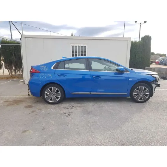 HYUNDAI IONIQ '2017 HYBRID AZUL