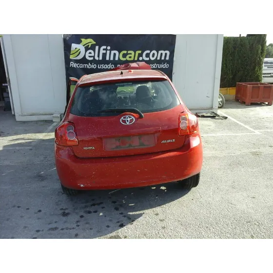 TOYOTA AURIS '2009 LUNA ROJO
