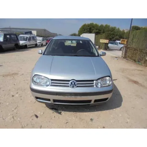 VOLKSWAGEN GOLF IV BERLINA (1J1) '2001 CONCEPTLINE GRIS