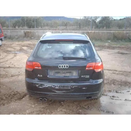 AUDI A3 SPORTBACK (8P) '2004 2.0 TDI AMBIENTE NEGRO
