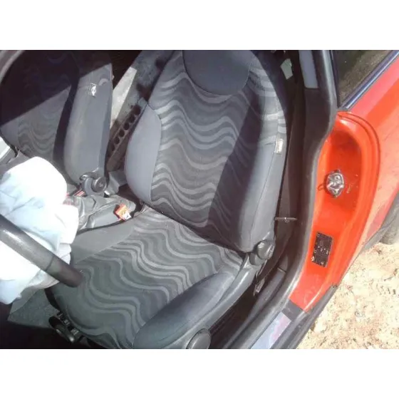 MINI MINI (R50,R53) '2003 ONE ROJO