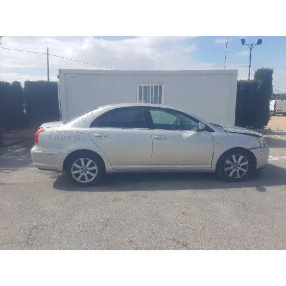 TOYOTA AVENSIS BERLINA (T25) '2005 1.8 SOL BERLINA (5-PTAS) GRIS