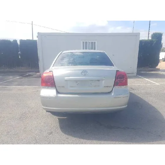 TOYOTA AVENSIS BERLINA (T25) '2005 1.8 SOL BERLINA (5-PTAS) GRIS
