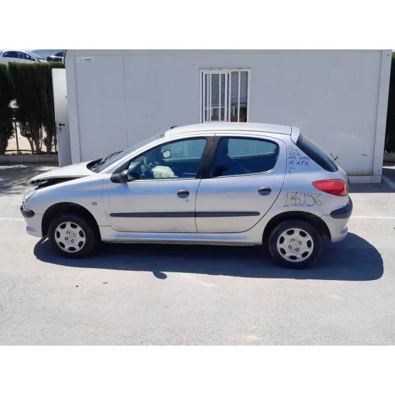 PEUGEOT 206 BERLINA '2000 XR GRIS
