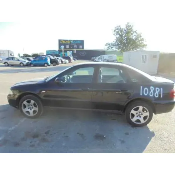 AUDI A4 BERLINA (B5) '1999 1.9 TDI NEGRO