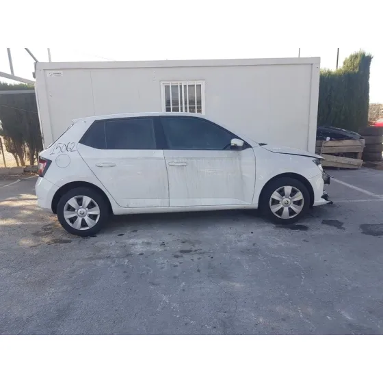 SKODA FABIA '2017 ACTIVE BLANCO