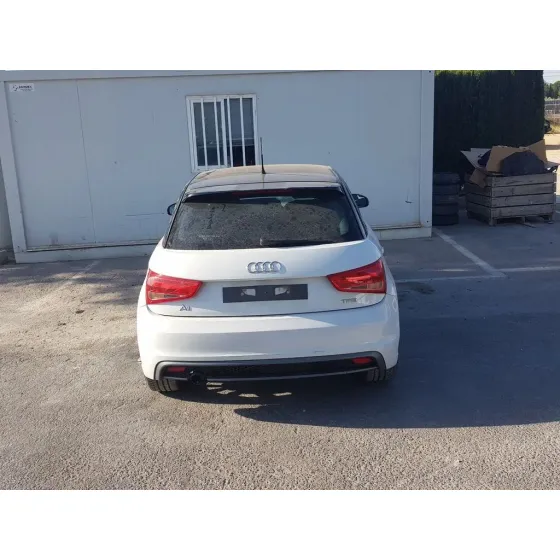 AUDI A1 SPORTBACK (8XA) '2014 AMBITION BLANCO