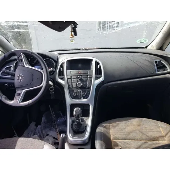 OPEL ASTRA J LIM. '2014 SELECTIVE BLANCO
