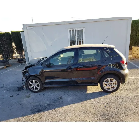 VOLKSWAGEN POLO (6R1) '2010 ADVANCE NEGRO