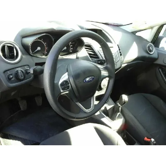 FORD FIESTA (CCN) '2015 TREND NEGRO