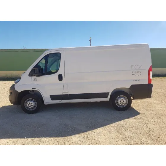 PEUGEOT BOXER FURGON '2023 330 L1H1 PRO BLUEHDI 120 START&STOP BLANCO