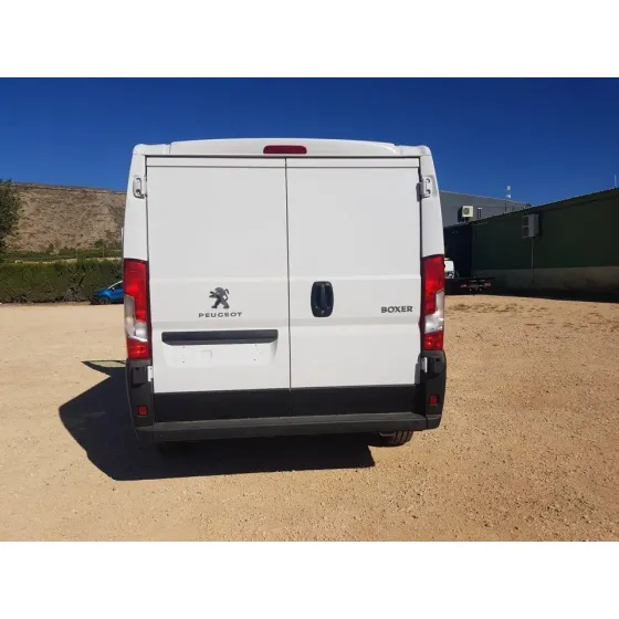 PEUGEOT BOXER FURGON '2023 330 L1H1 PRO BLUEHDI 120 START&STOP BLANCO