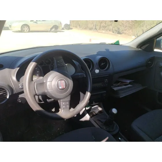 Seat IBIZA III (6L1) 2002