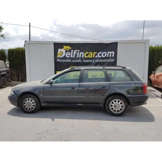 AUDI A4 AVANT (B5) '1998 2.6 NEGRO