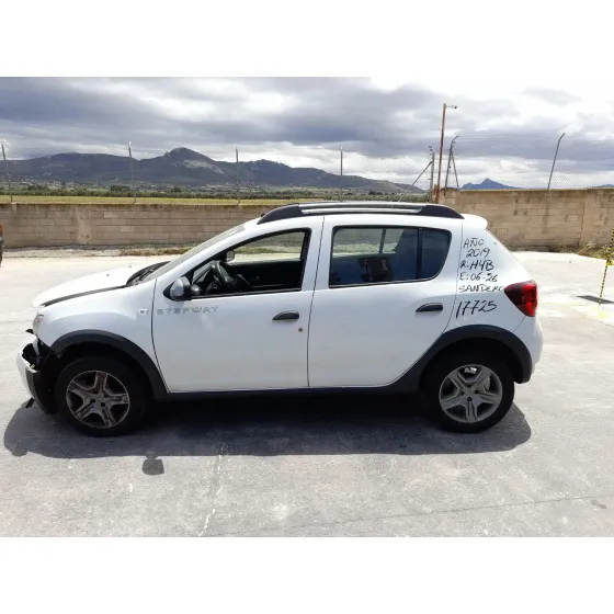 Dacia SANDERO II (B8_) 2012