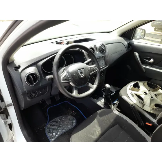 Dacia SANDERO II (B8_) 2012