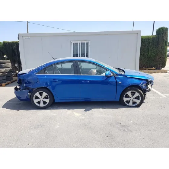 CHEVROLET CRUZE '2010 LT AZUL