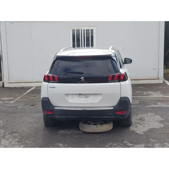 PEUGEOT 5008 '2020 GT LINE BLANCO