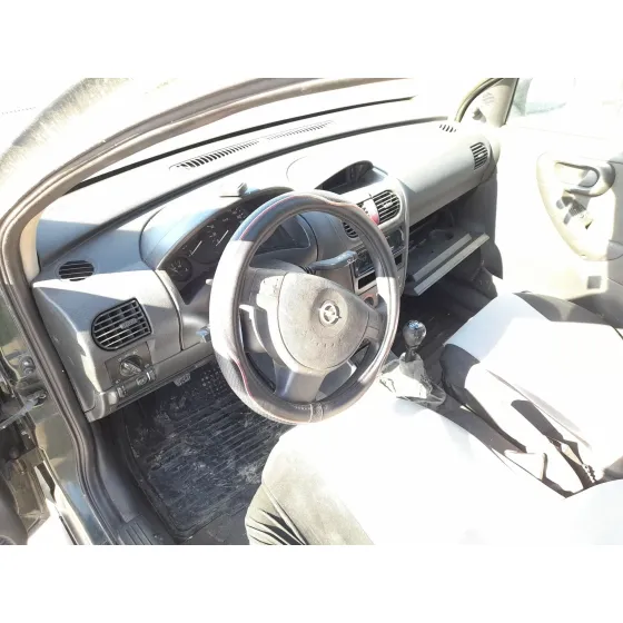 Opel CORSA C (X01) 2000