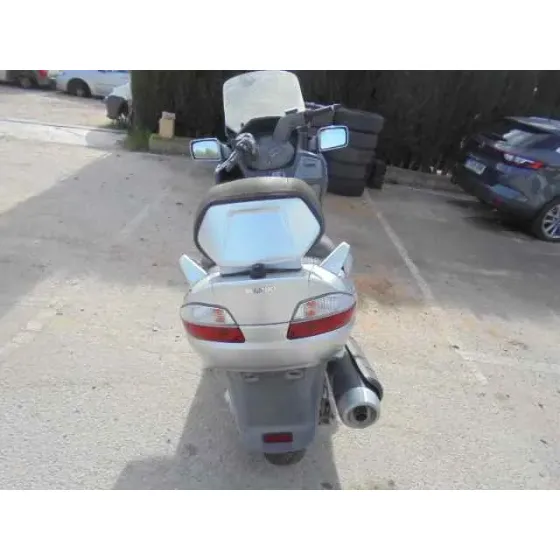 SUZUKI AN 650 BURGMAN (WVBU) '2002 AN 650 BURGMAN (WVBU) GRIS