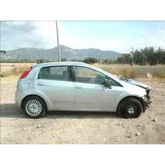 FIAT GRANDE PUNTO (199) '2005 1.3 MULTIJET SPORT (01.2007->) GRIS