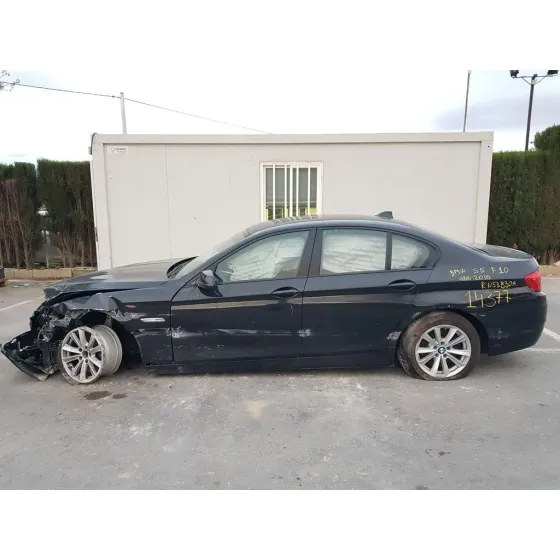 BMW SERIE 5 LIM. (F10) '2010 523I NEGRO