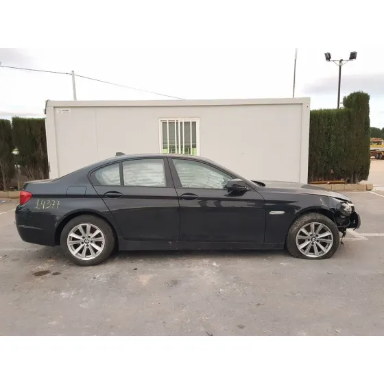 BMW SERIE 5 LIM. (F10) '2010 523I NEGRO
