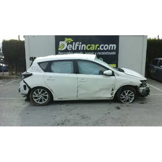 TOYOTA AURIS '2018 ACTIVE BLANCO