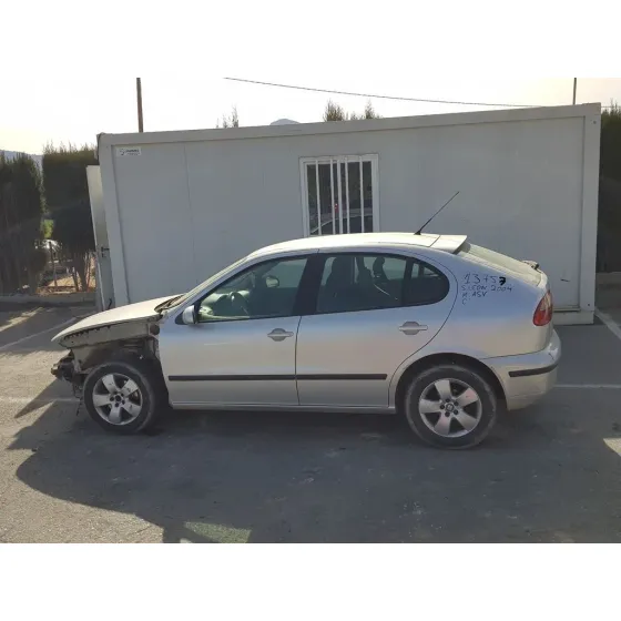SEAT LEON (1M1) '2004 STELLA GRIS