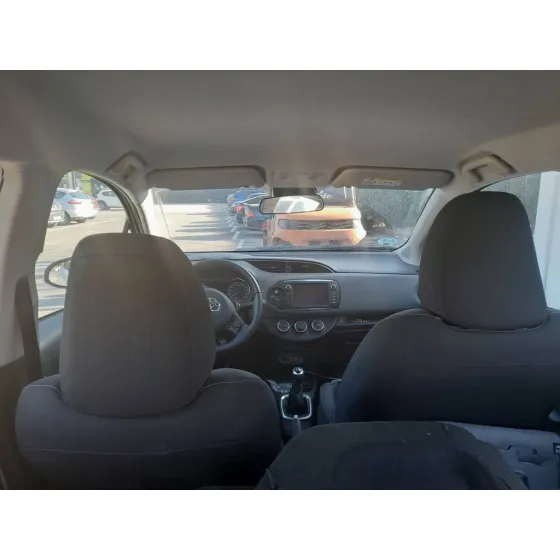 TOYOTA YARIS '2018 ACTIVE BLANCO