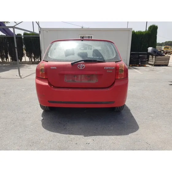 TOYOTA COROLLA (E12) '2005 1.4 D-4D LUNA COMPACT ROJO